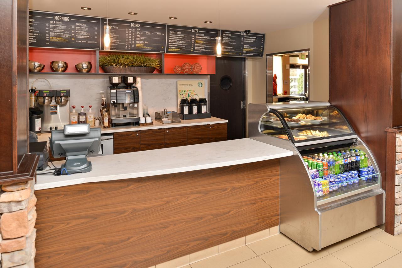 Courtyard By Marriott Denver Cherry Creek Екстериор снимка