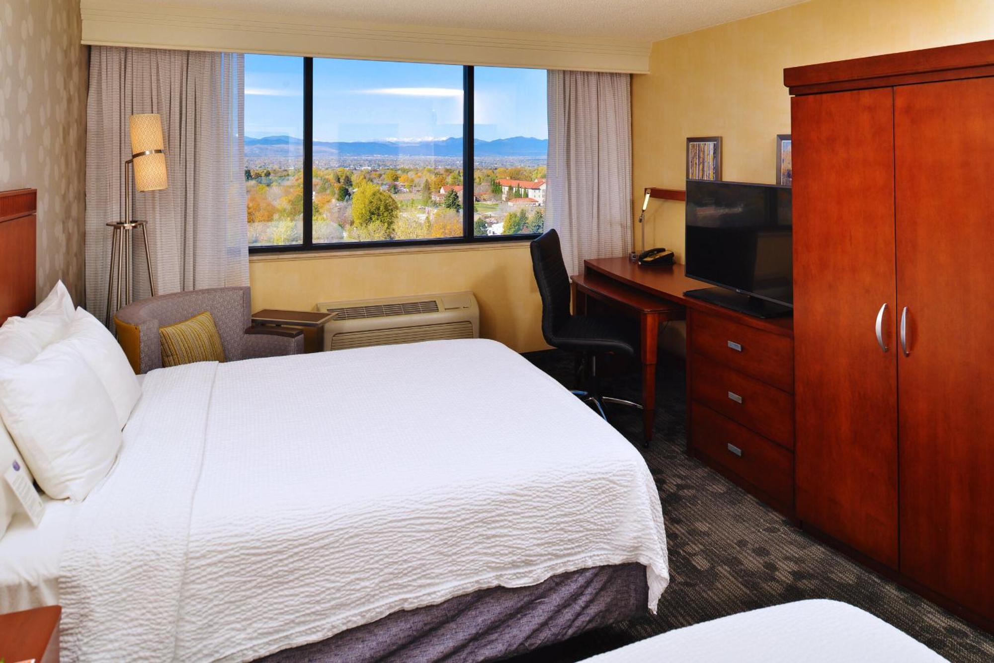 Courtyard By Marriott Denver Cherry Creek Екстериор снимка