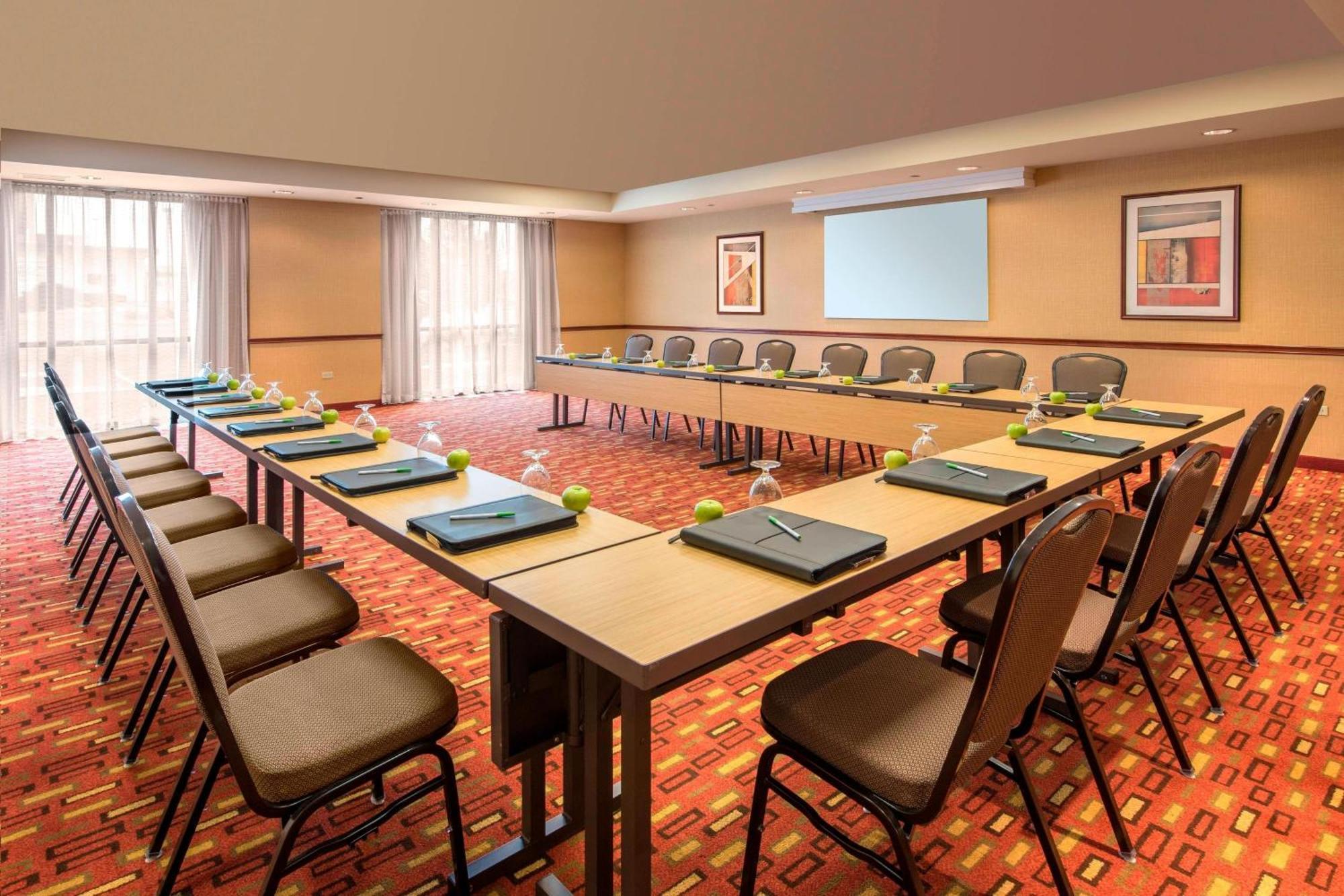 Courtyard By Marriott Denver Cherry Creek Екстериор снимка