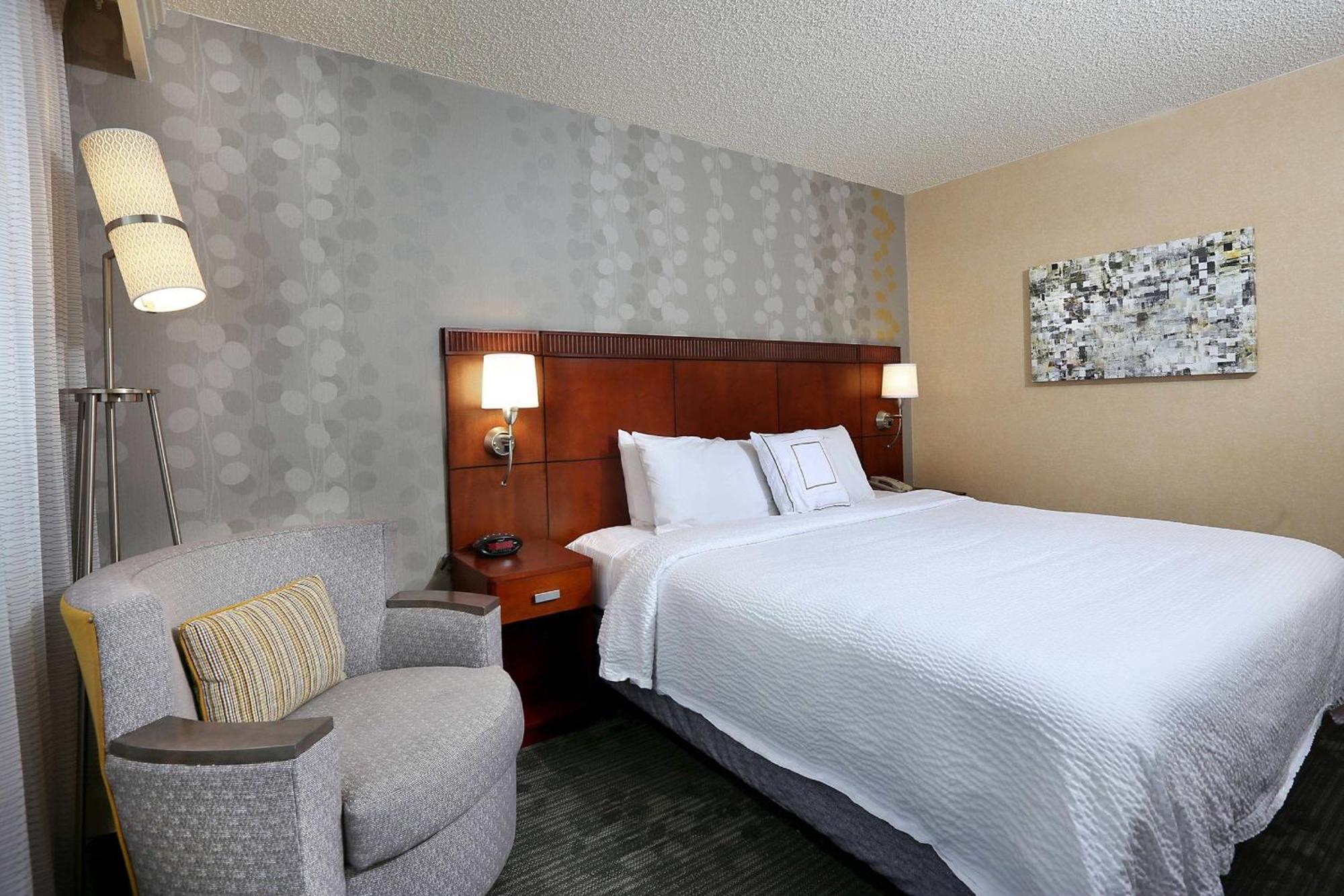 Courtyard By Marriott Denver Cherry Creek Екстериор снимка