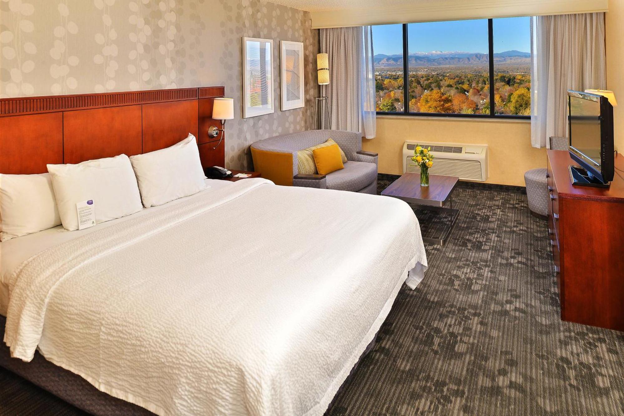 Courtyard By Marriott Denver Cherry Creek Екстериор снимка
