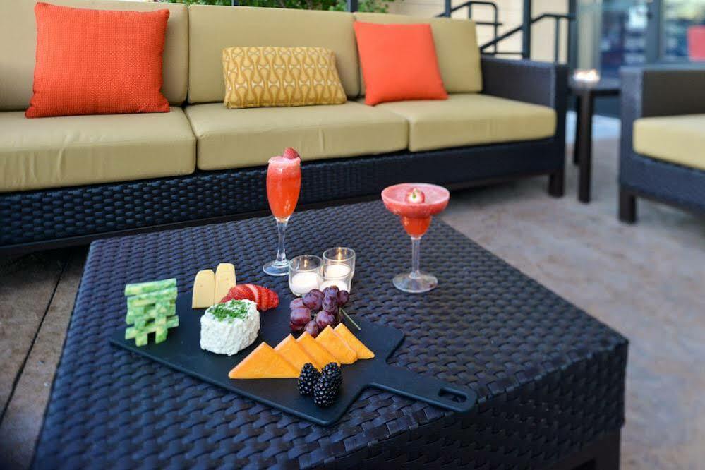 Courtyard By Marriott Denver Cherry Creek Екстериор снимка
